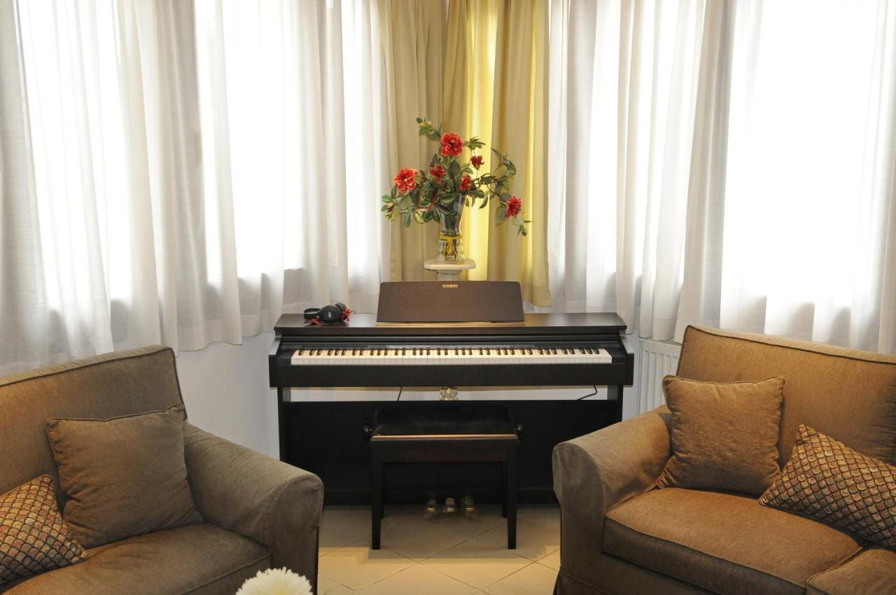 Hotel Orestion Кастория Экстерьер фото