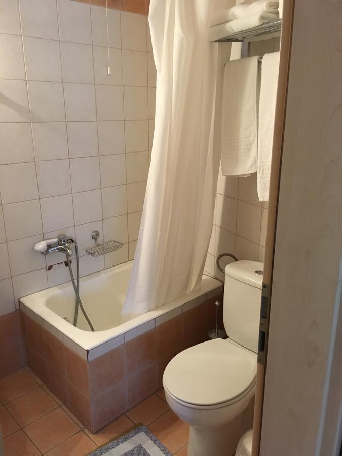 Hotel Orestion Кастория Экстерьер фото