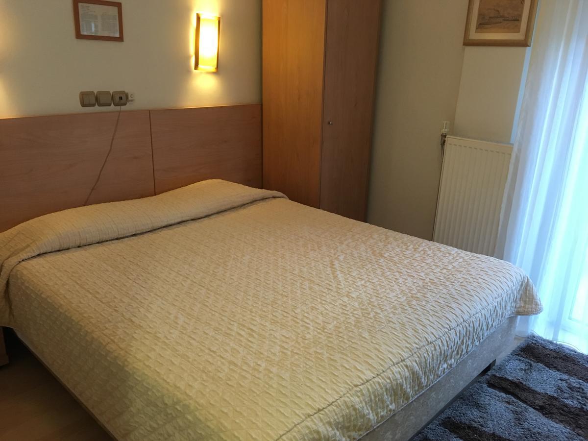 Hotel Orestion Кастория Экстерьер фото